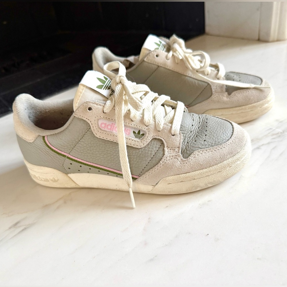 Adidas Women Sneakers original Continental 80 Girls Athletic Sports Shoes Size 5